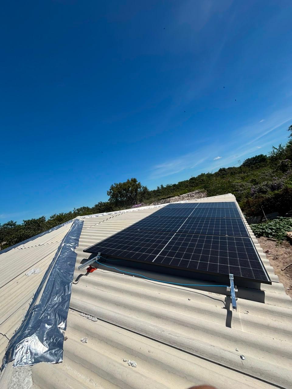 Instalação de Módulos Fotovoltaicos e Estrutura Solar