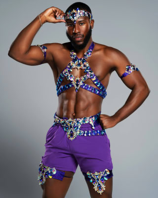 Pleasures Mas 2026 costume