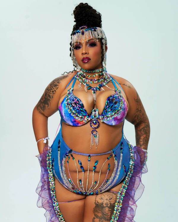 Pleasures Mas Velarium costume 23