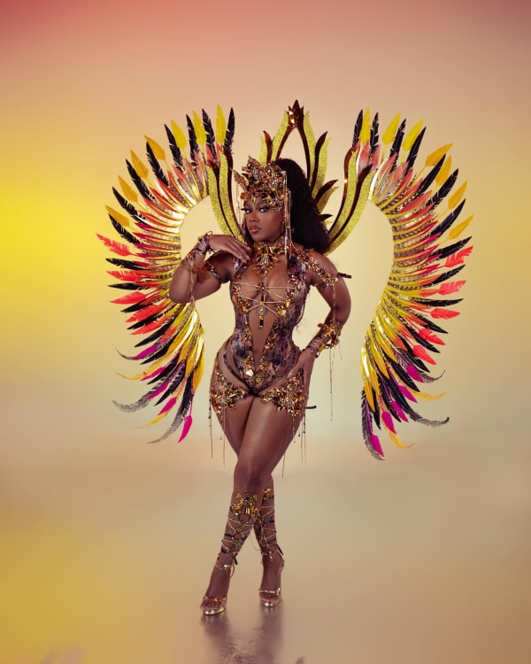 Legends Carnival Mlik costume 7