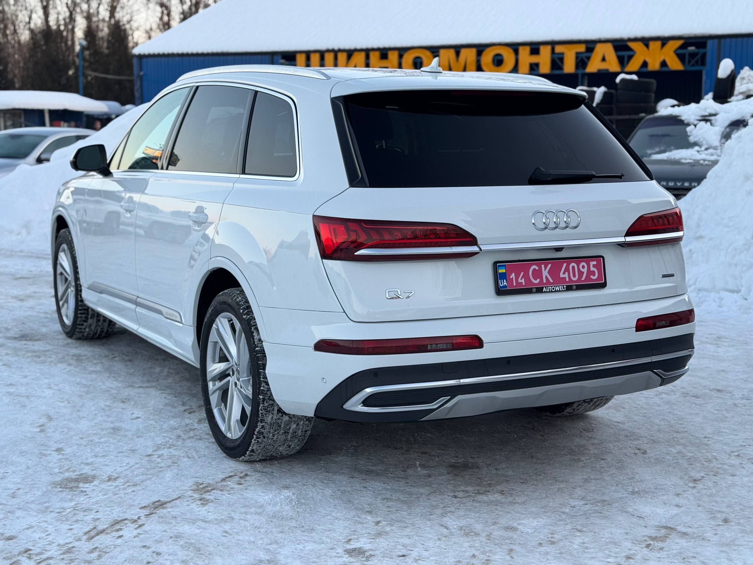 Audi Q7 Premium Plus photo 4