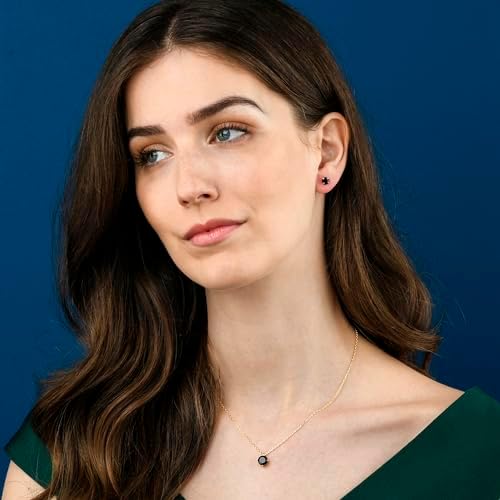 Vue 6 de Clous d'Oreilles En Solitaire