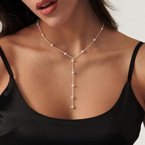 Vue 7 de Collier Femme Perles Plaque