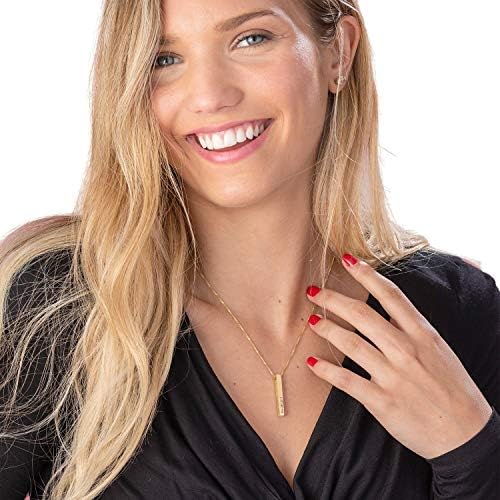 Vue 2 de Myka Collier Prenom Avec