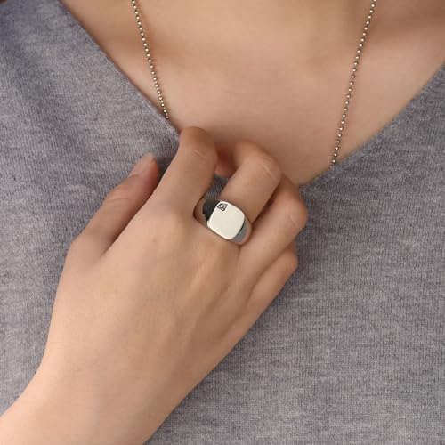 Vue 4 de Bague Sceau Geometrique Personnalisee