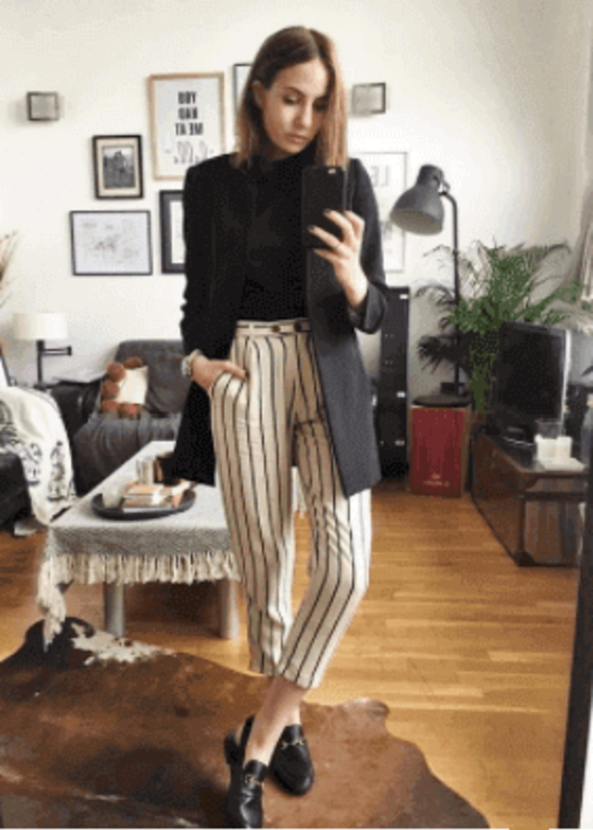 Thumbnail do post Como usar tênis colorido feminino com as tendências do verão