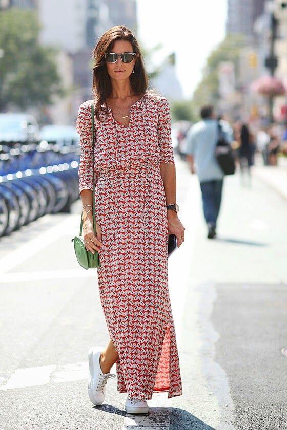 Vestido floral cheap com tenis