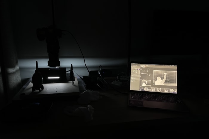 camera scanning setup in the dark