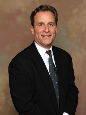Eli R. Capouya, MD, Cardiothoracic surgery at Emanate Health