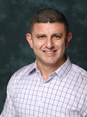 Nader Kalantar, MD, Otolaryngology at Emanate Health