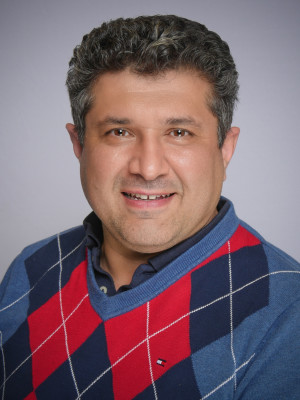 Farhad Rezvani, MD, Nephrology at Emanate Health