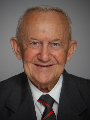 Erich W. Pollak, MD, General surgery at Emanate Health