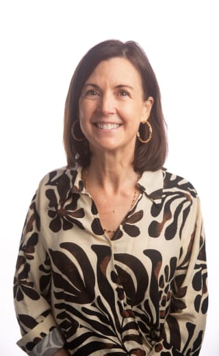Leslie Emmert-Buck, MD, PhD is an Ophthalmology physician at Scheurer Health providing comprehensive eye care services, including cornea, refractive surgery and external disease care, accepting new patients through Scheurer Health.