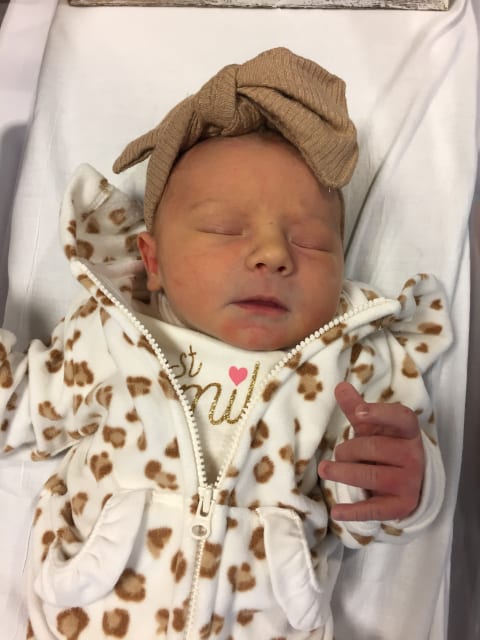 Baby image 1