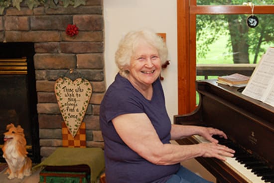 JoAnn Chapman, an accomplished pianist and retired teacher, is thankful she had a good recovery from a serious heart attack on April 6, 2018. She was flown to Lake Regional Health System from Waynesville, and within 15 minutes of her arrival, she had complete blood flow restored to her heart.