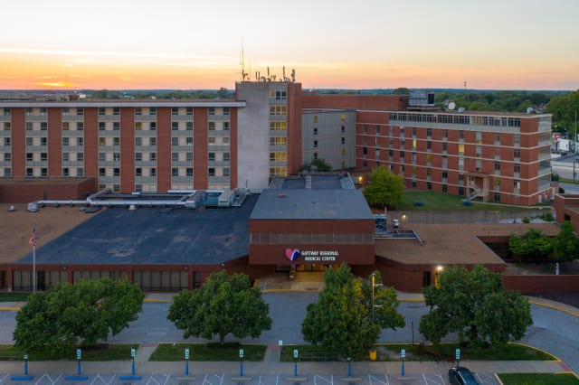 Gateway Regional Medical Center building