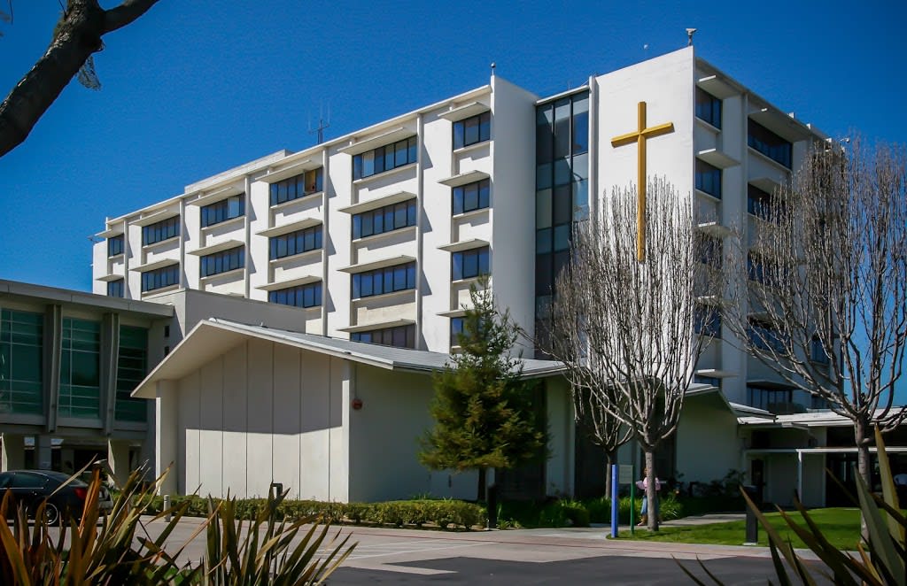 Emanate Health Queen Of The Valley Hospital