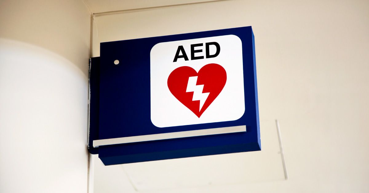 How an AED can restart a heart Liberty Hospital