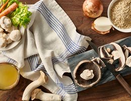 Mushroom on cutting board.