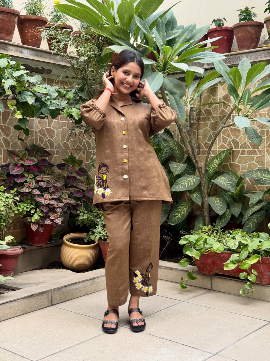 Wollen Cord Set - Brown (1)