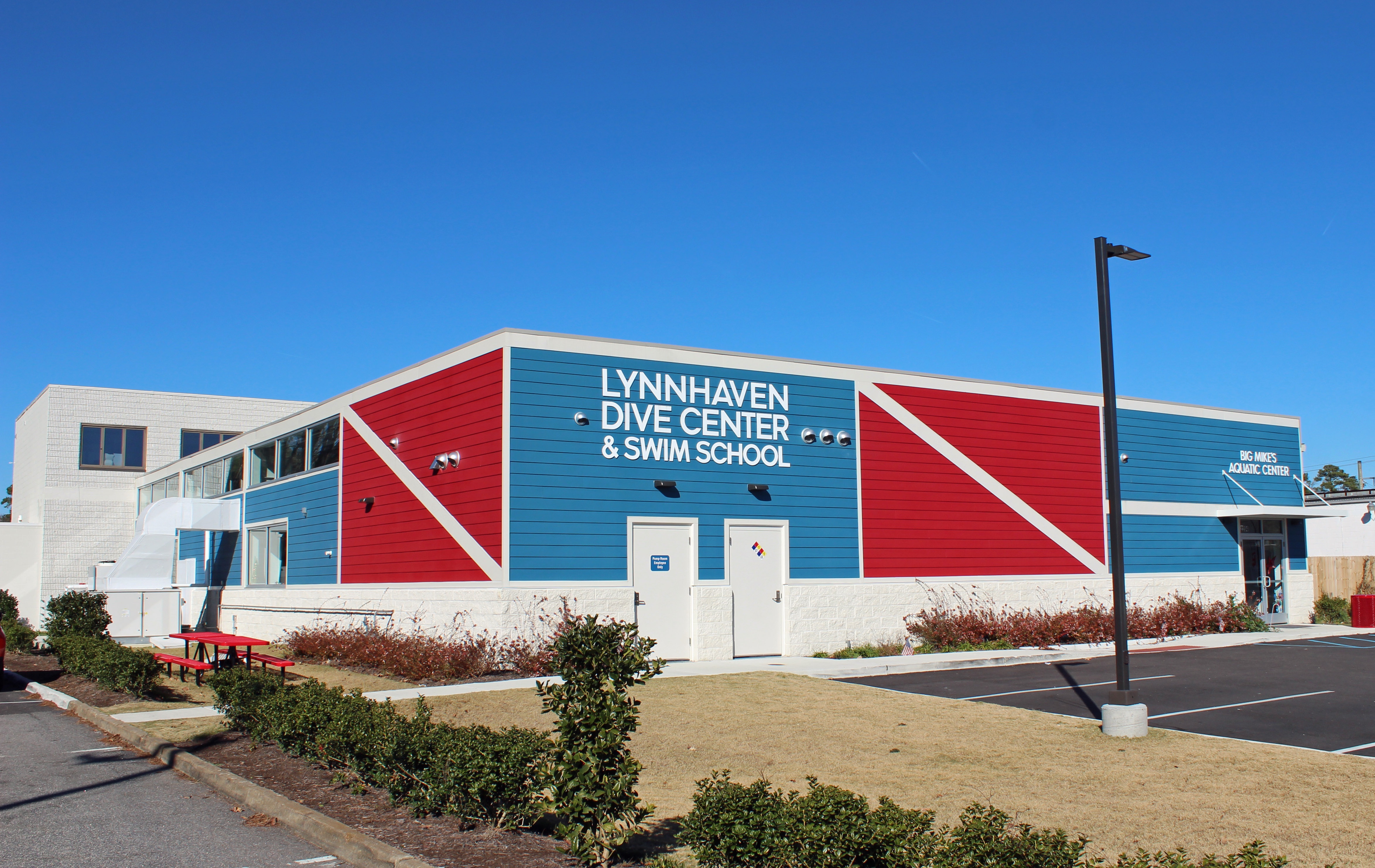 Lynnhaven Dive Center and Swim School