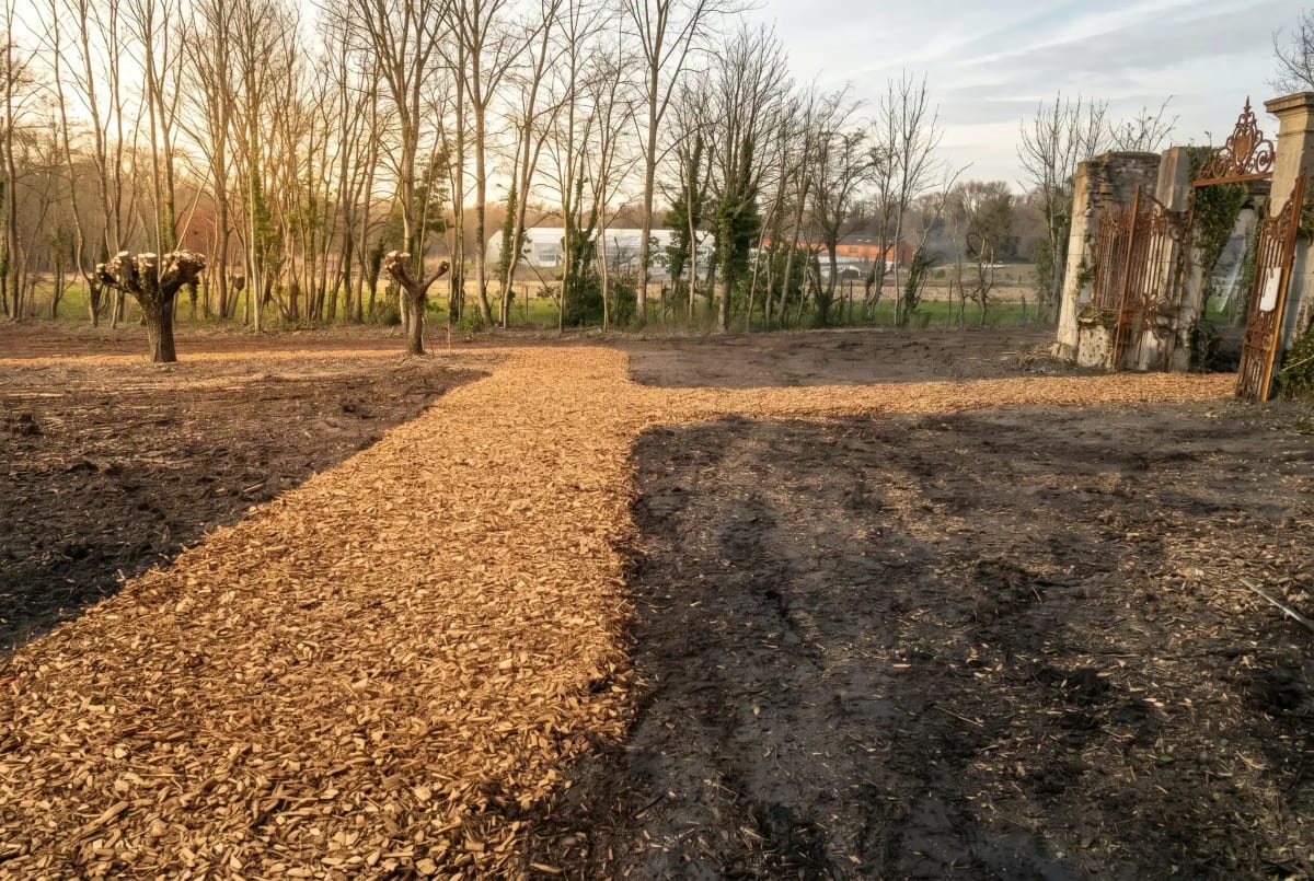 Immeuble d'appartements résidentiel en fin de chantier