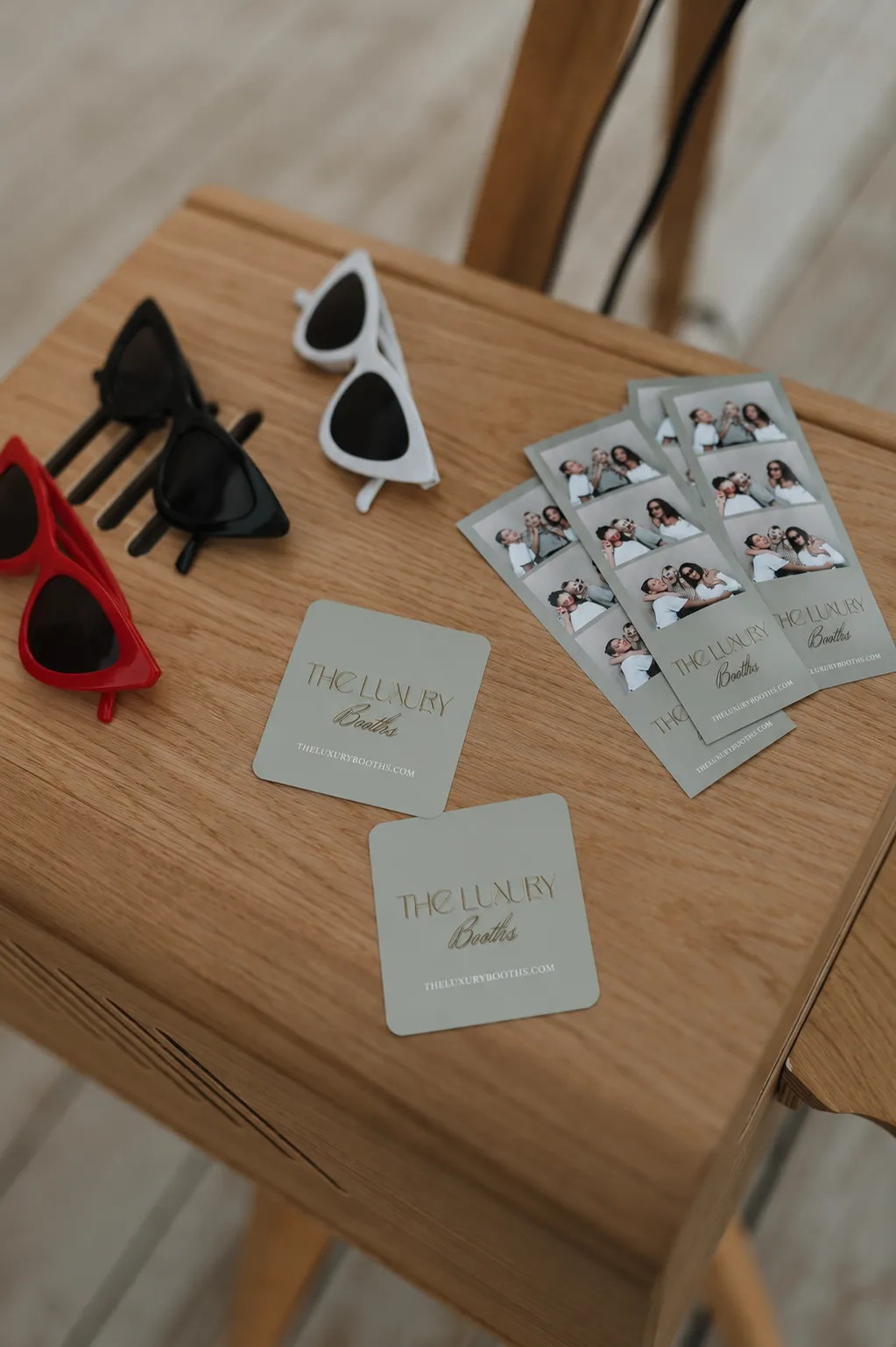 Instant strip photo booth with DSLR photography and premium lighting