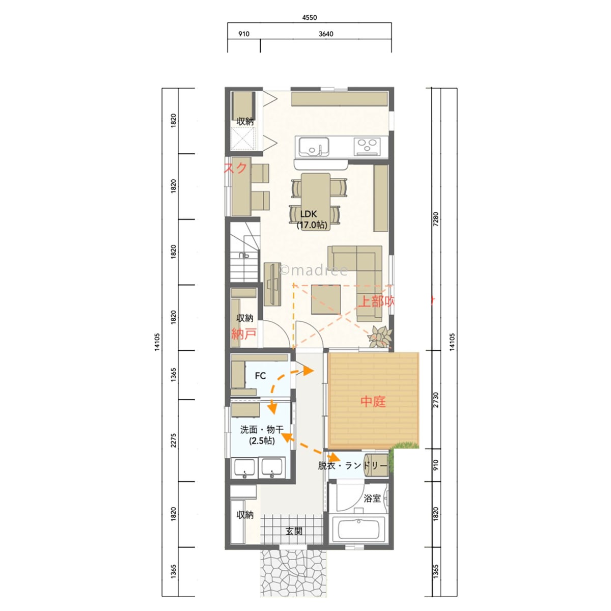 縦長の土地に建つ30坪2LDKの間取り図。中央の中庭とリビングの吹き抜けが、LDKに光を取り入れ開放的な空間を演出。