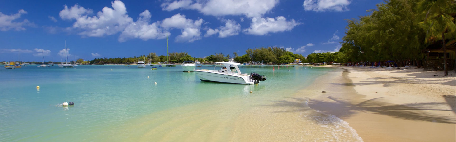 Grand Baie (North) ambiance