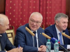 Зарплату главы Кировской области приравняли к зарплате зампреда правительства РФ