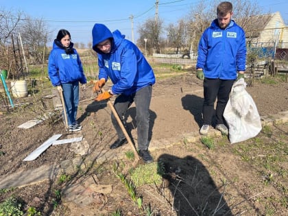 Кировские молодогвардейцы вернулись из Херсонской области, где оказывали помощь местному населению