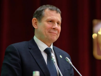 В Кирове Заксобрание утвердило Михаила Сандалова на пост главы облправительства