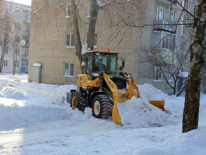 Кирово-чепецкие чиновники контролируют уборку дворов и очистку крыш