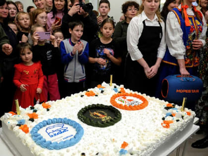 Торжество в Вятской филармонии: День матери и день основания Комитета семей воинов Отечества