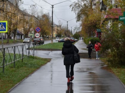 Все сбережения россиян обесценятся в августе, как в лихих 90-х: приближается новая волна девальвации