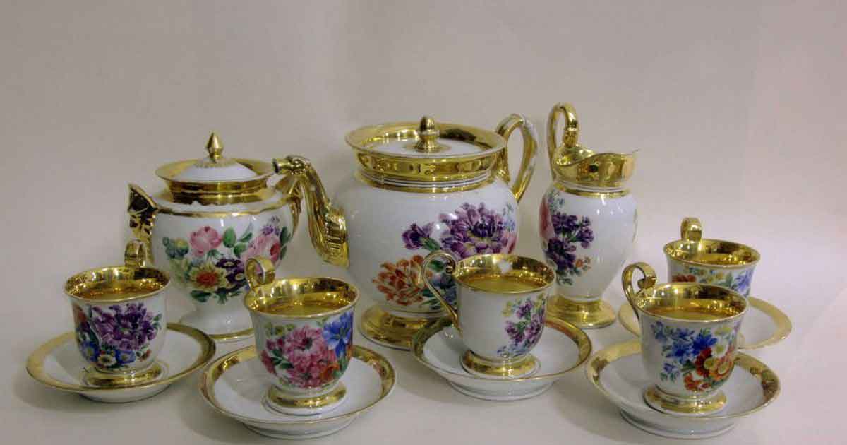 Заварочный чайник. Фарфор