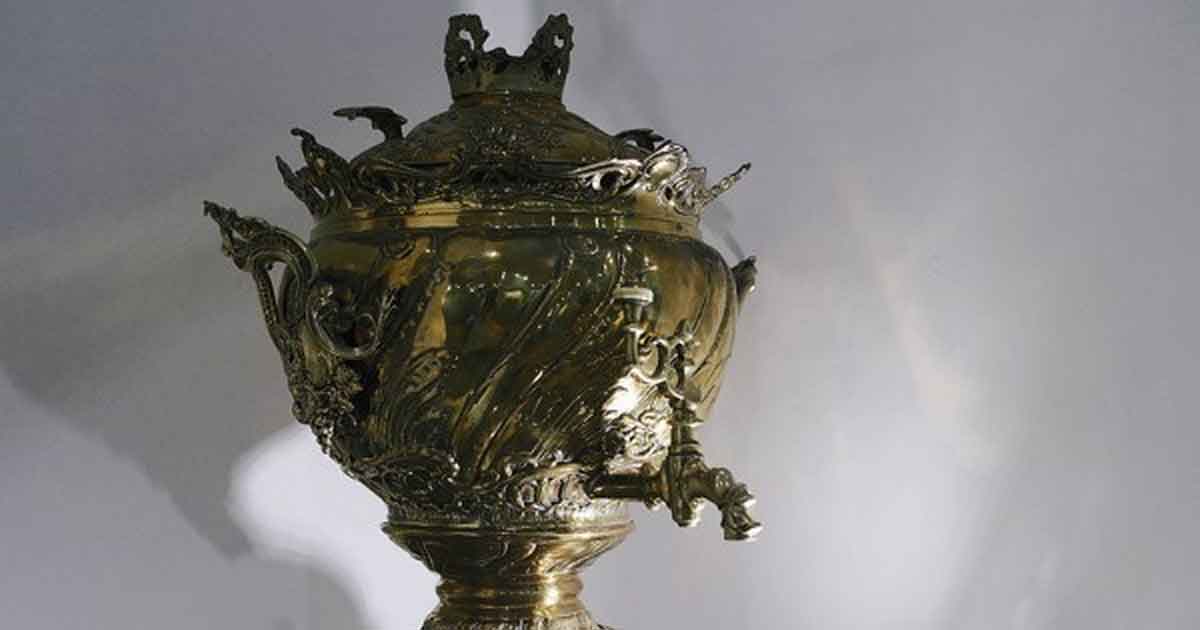 Властелин чаепитий