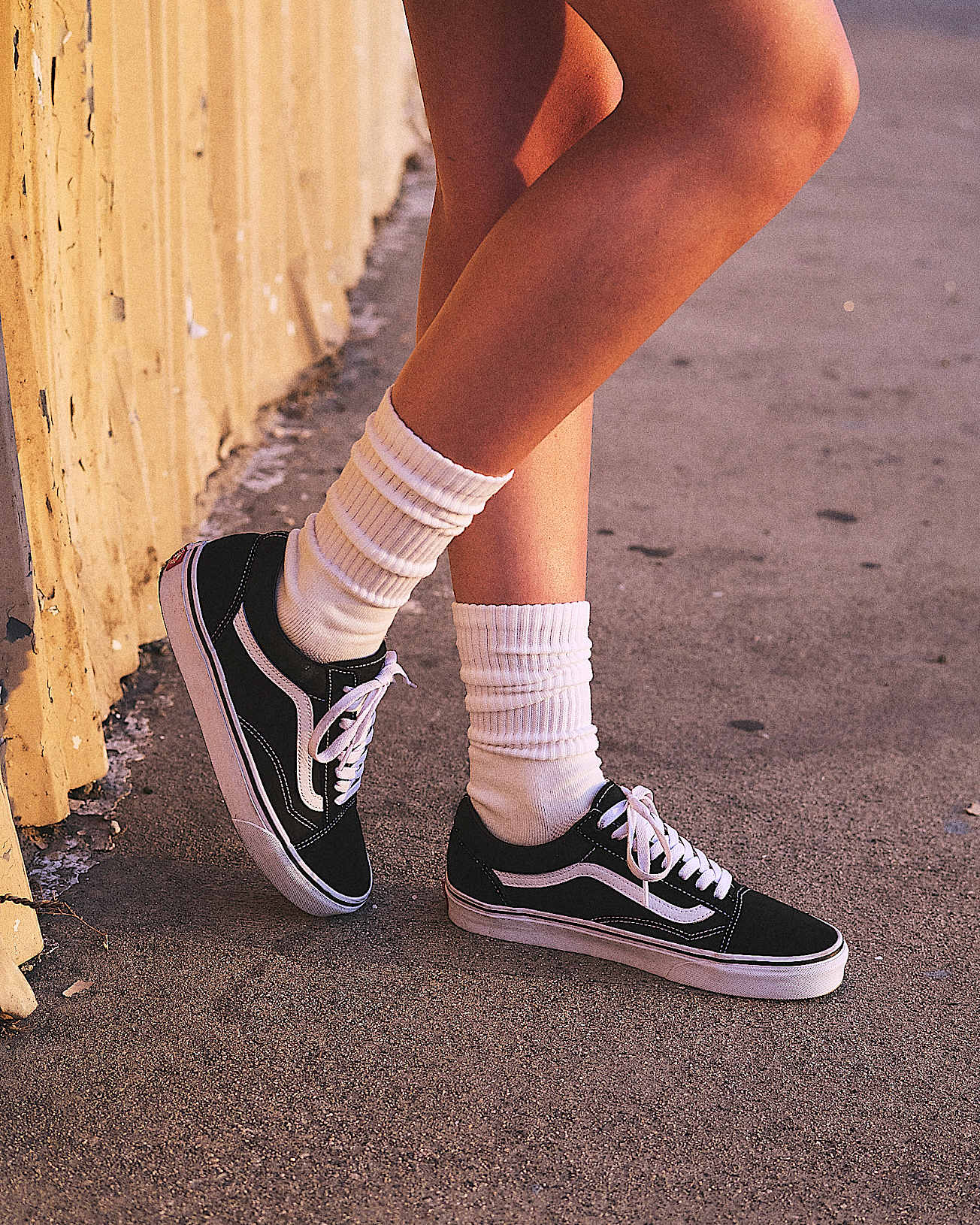 OLD SKOOL BLACK/WHITE VANS thumbnail 2