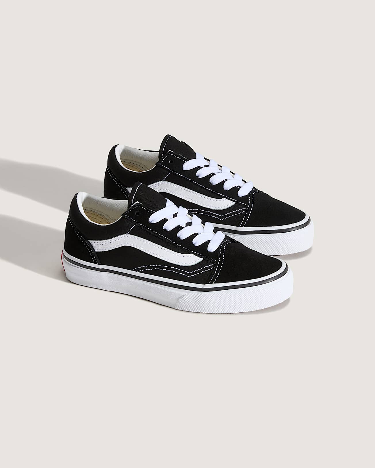 OLD SKOOL BLACK/TRUE WHITE VANS thumbnail 2