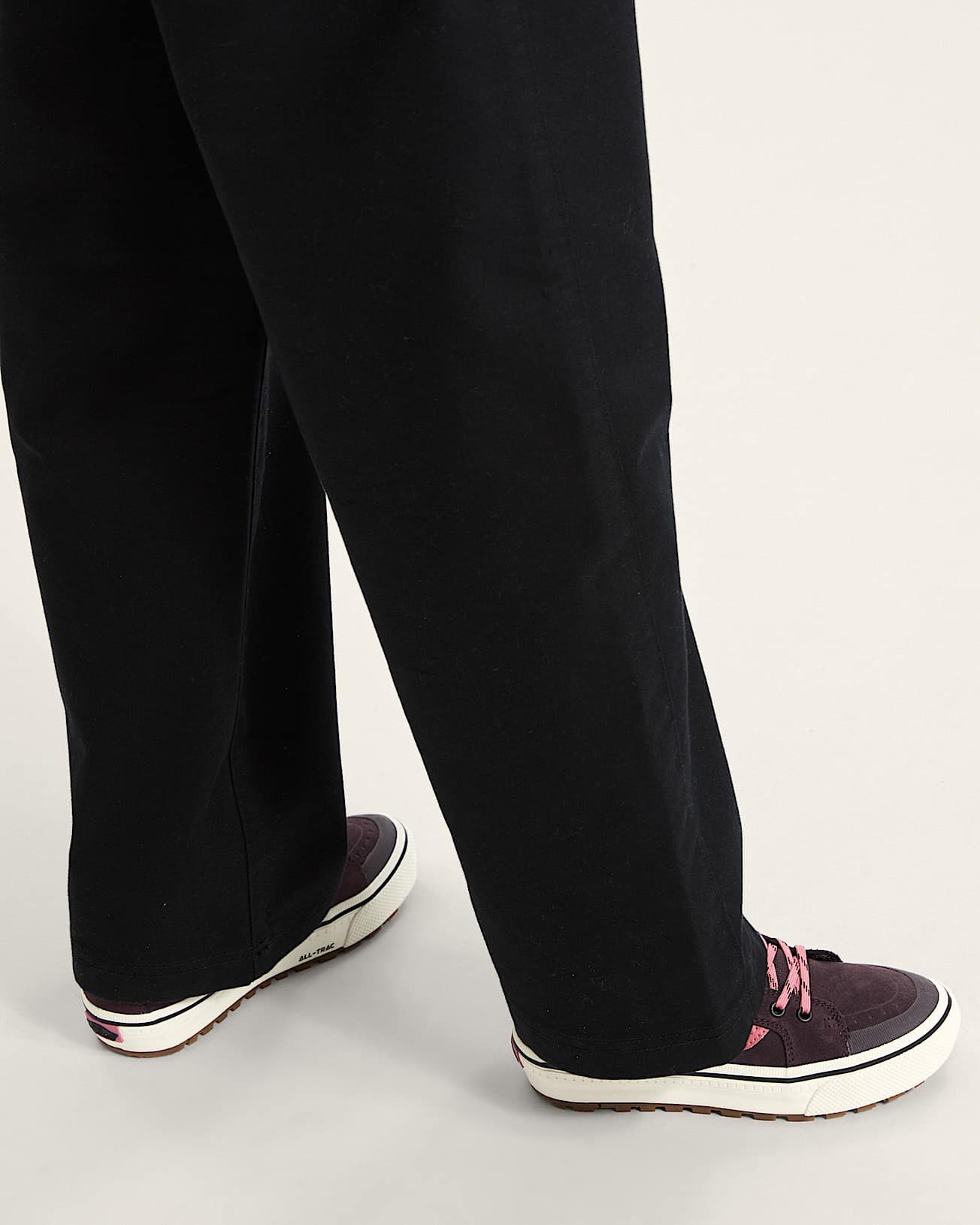MTE SK8-HI WATERPROOF INSULATED PORT/BLACK VANS thumbnail 5