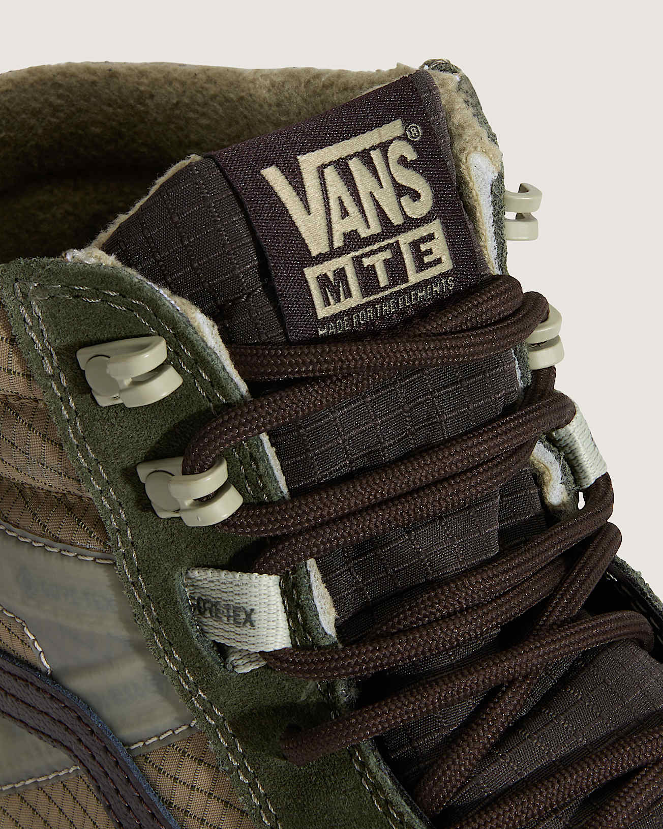 MTE SK8-HI GORE-TEX INSULATED VANS thumbnail 6