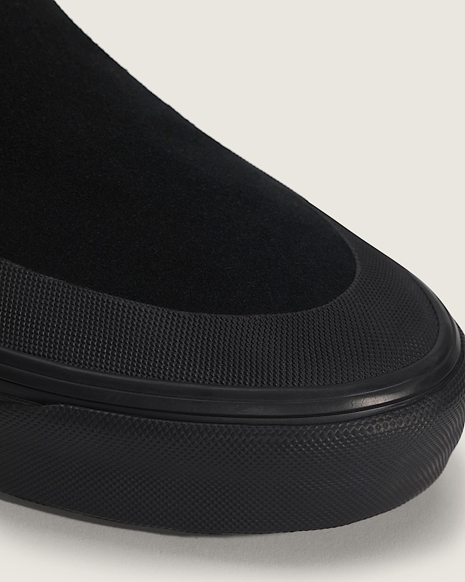 MID-SLIP INSULATED BLACK VANS thumbnail 5