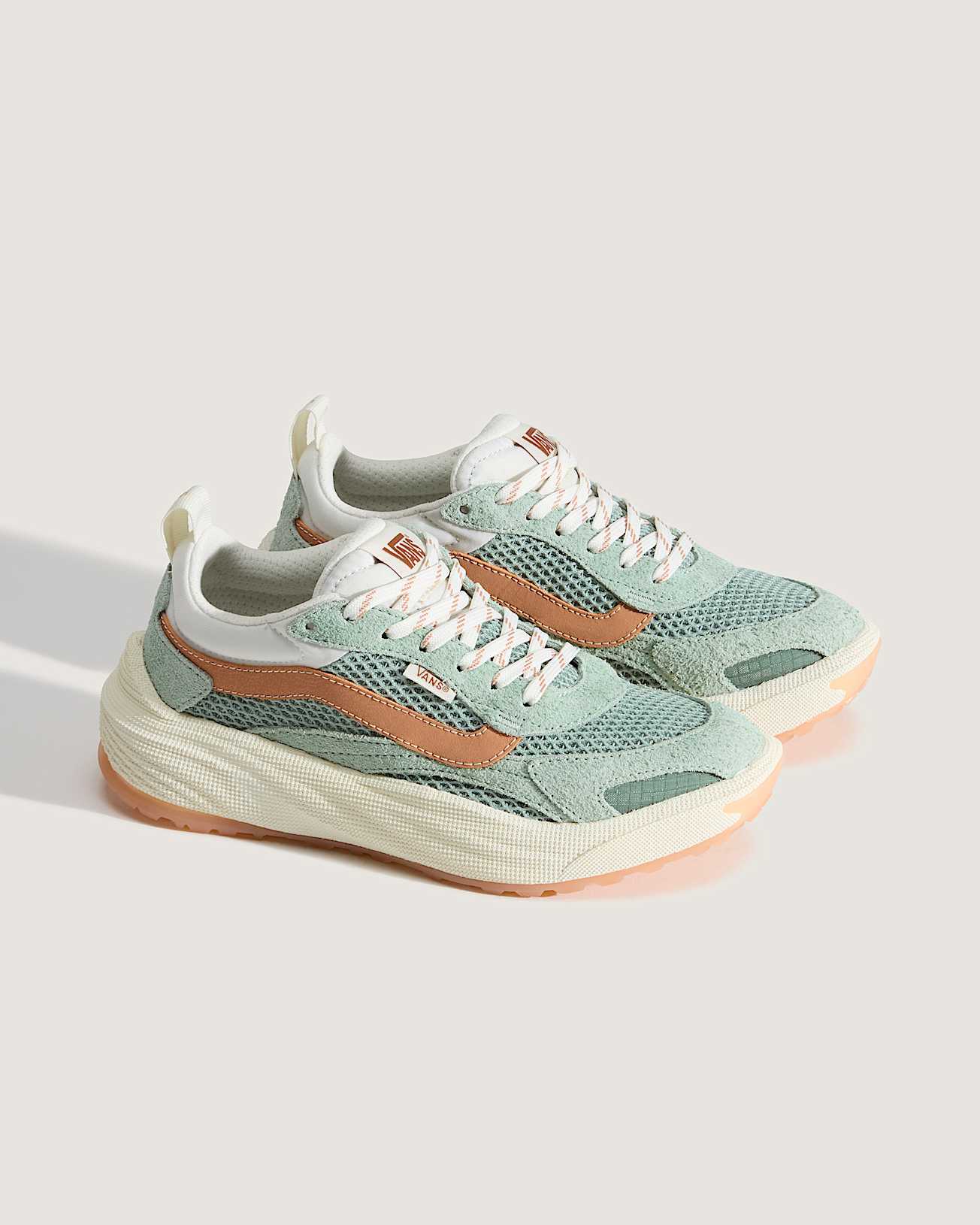 ULTRARANGE NEO 2.0 GRAY OLIVE VANS thumbnail 2