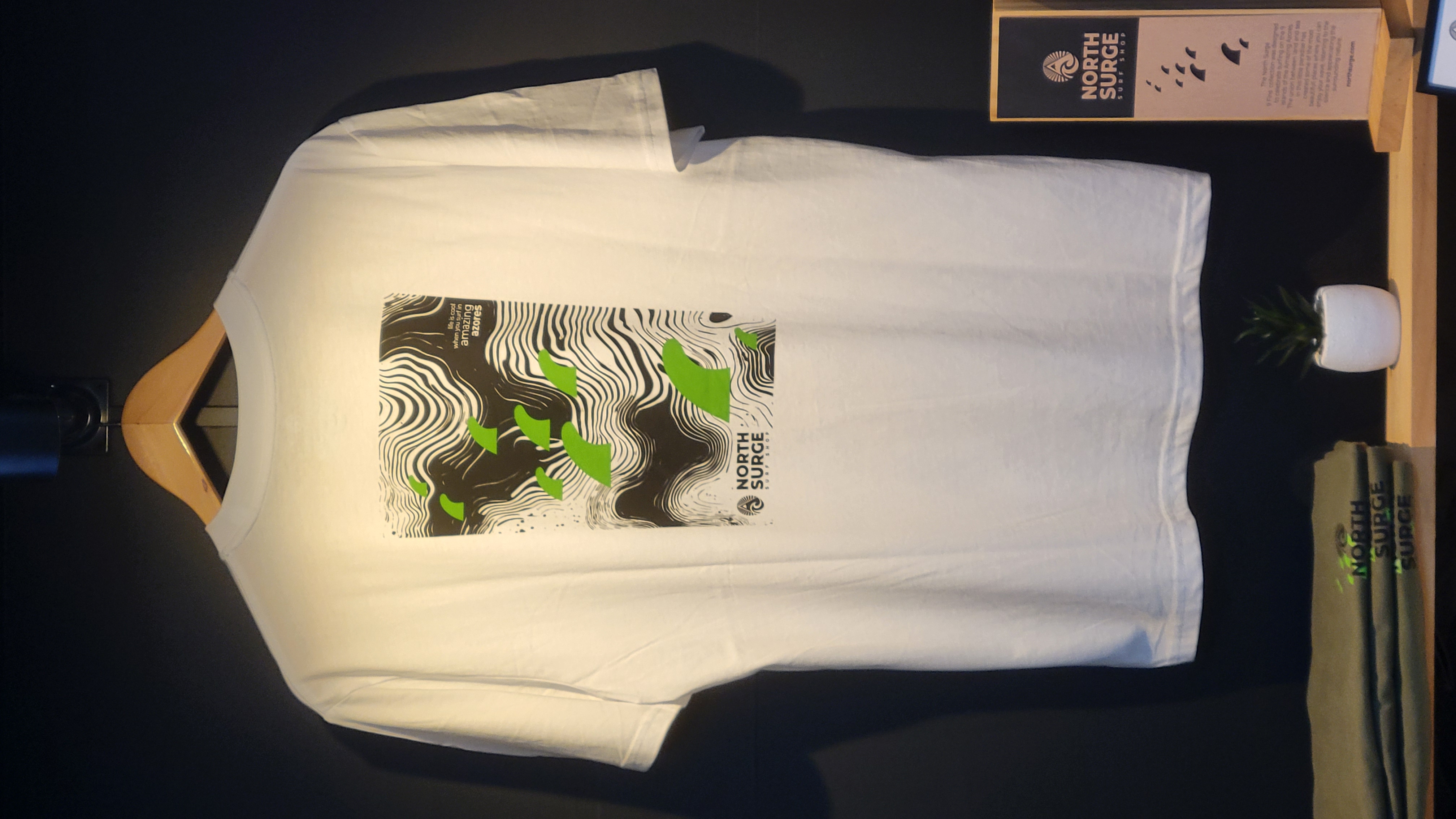T-SHIRT 9 FINS NORTH SURGE