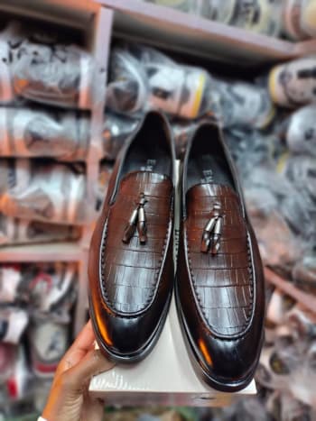 Premium Brown Croc-Texture Tassel Loafers
