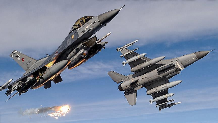 Turkish Air Force jets in action