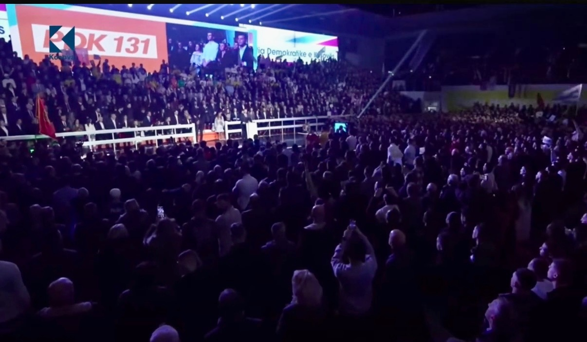 PDK ka nisur zyrtarisht fushatën e saj në sallën “1 Tetori”