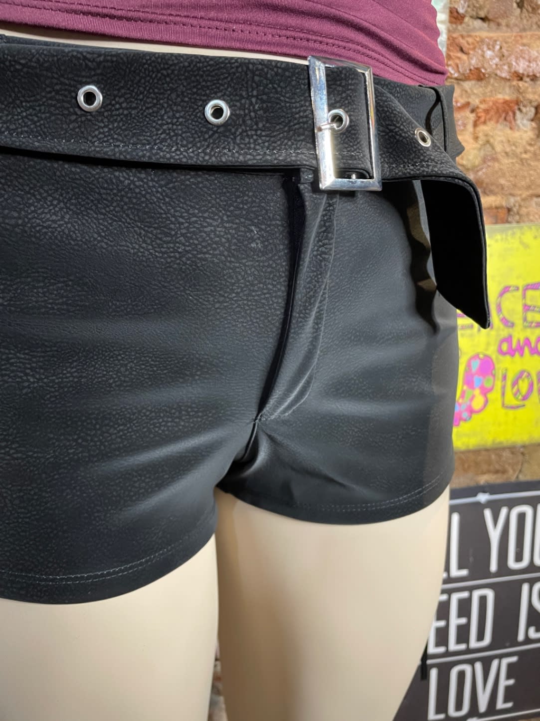SHORT REPTIL CINTAS