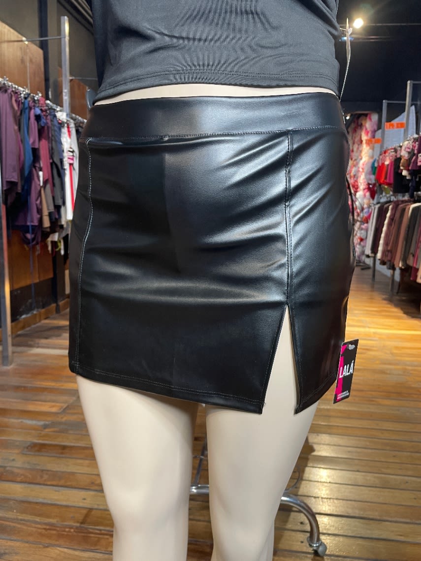 SKORT ENGOMADO