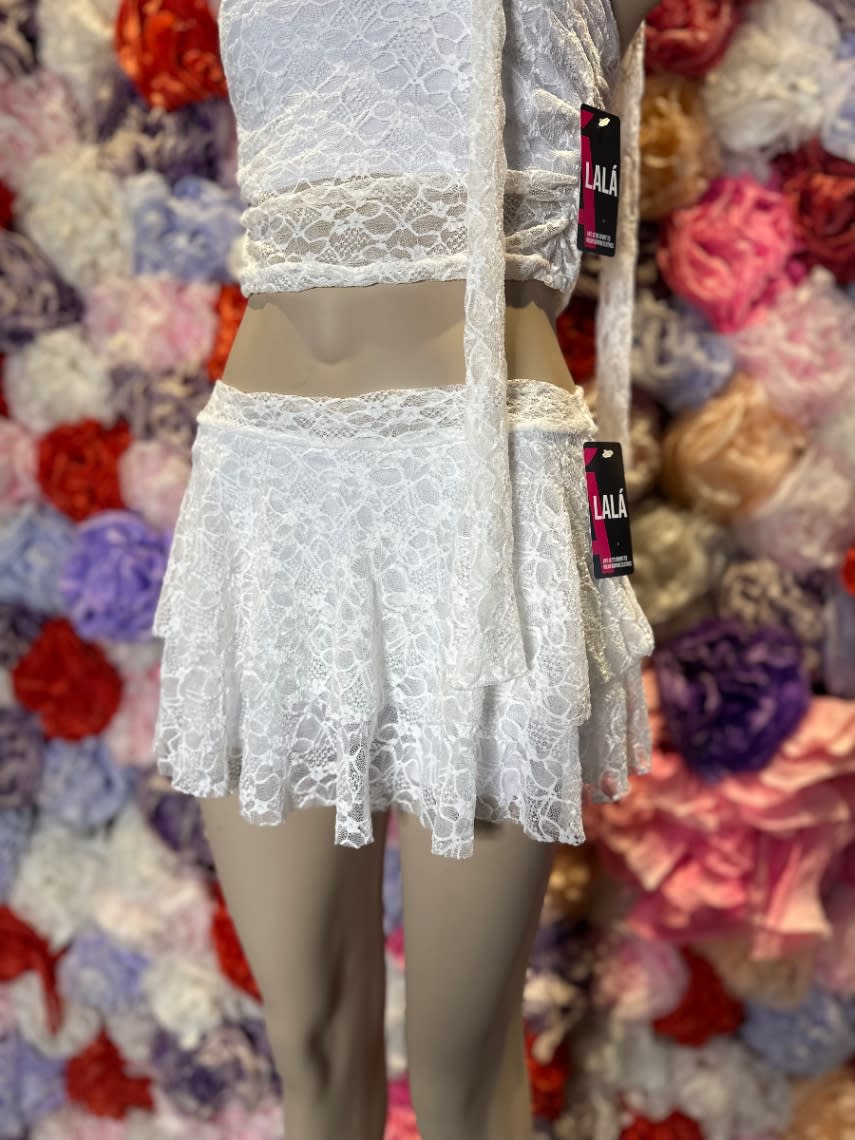 SKORT ENCAJE